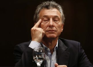 Un operativo para socorrer a Macri