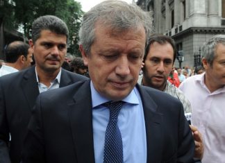 La caída de Monzó y la urgencia de un service para Cambiemos