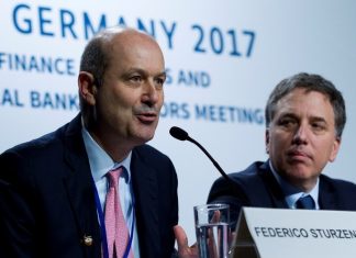 El Gobierno combate la peor enfermedad que ataca a los países emergentes