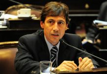 Luis Naidenoff: “El Gobierno está muy lejos de la sociedad”