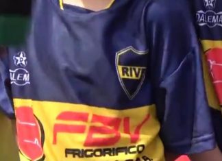 En Bell Ville hay un equipo que tiene el nombre de River y la camiseta de Boca