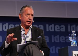 “Desplazar al sector privado por el sector público es lo que nos llevó a la situación en la que estamos”