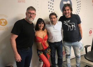 Hablamos de la cultura árabe, bailamos y fumamos narguile