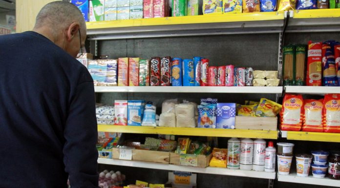 “Estas medidas son paleativas para reactivar el consumo”
