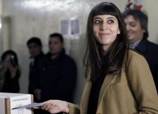 “Yo creo que Florencia no vuelve hasta que pasen las elecciones”