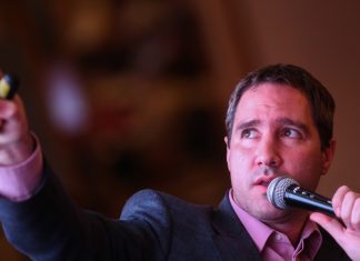 Damián Di Pace: “4 de cada 10 ventas son de segundas marcas”