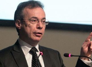 Daniel Artana: “En algunos sectores, la recesión es muy dura”