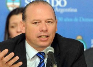 Sergio Berni: “El Gobierno compró la paz social a través de los planes sociales”