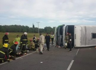 “Rompimos vidrios para sacar chicos, hicimos lo que pudimos”