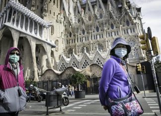 Barcelona: “Los internados son tratados como heridos de guerra”