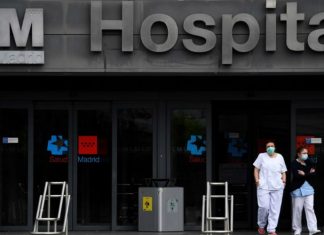 Madrid: “Por los pacientes que hay estamos en un cuello de botella”