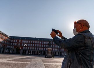 Madrid: “No hay lugar en los crematorios ni funerarias para atender a los fallecidos”