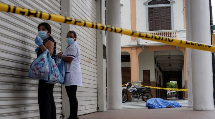 Coronavirus en Ecuador: “El sistema funerario colapsó”