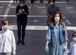 España: “Estamos en estado de alarma y el gobierno quiere alargarlo hasta el 9 de mayo”