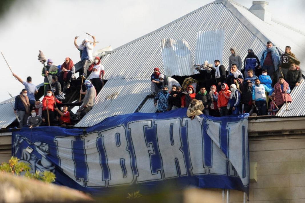 liberacion de presos.jpeg}