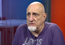 Juan Acosta: “La mayoría de los actores estamos jodidos, somos el último orejón del tarro”