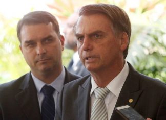 Principales medios brasileños dejarán de cubrir a Bolsonaro en su residencia presidencial