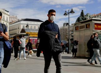 España: “Madrid continuará con la primera fase, aún no está preparada para abrir comercios”