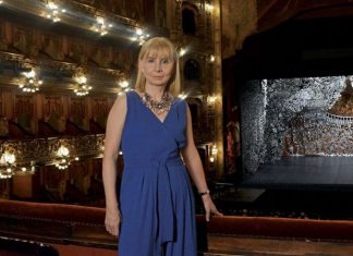 Coronavirus: La directora del Teatro Colón, María Victoria Alcaraz, dio positivo