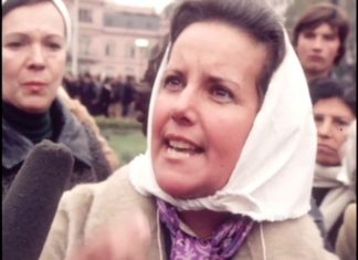 La historia del periodista holandés que cubrió las marchas de las Madres de Plaza de Mayo en el ’78