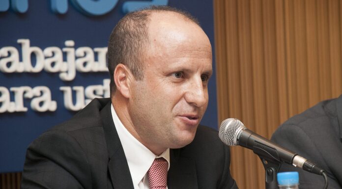 Mariano Borinsky: “El Tribunal está disponiendo la prisión domiciliaria para Lázaro Baéz”