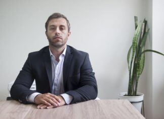 Federico Furiase: “Hay que ver cómo bajamos la brecha entre el dólar blue y el oficial”