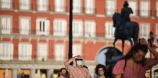 Desde España desmienten los dichos de Kicillof: “No hemos vuelto al confinamiento total en ningún lugar”