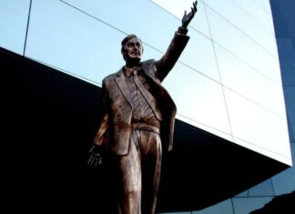 El autor de la escultura de Néstor Kirchner: “Cristina Kirchner no me llamó, aunque sé que le gustó la obra”