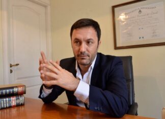 Petri confirmó que una empresa de Defensa encargada de construir barcos recibía fondos para hacer estatuas de Néstor Kirchner