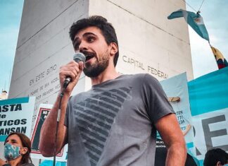 Guido Paredes, un miembro de Jóvenes Pro: “Nos duele que muchos se quieran ir del país”