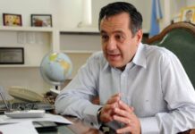 Alejandro Finocchiaro: “La escuela tiene que estar abierta durante todo el ciclo lectivo”