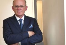 César Litvin sobre el impuesto al efectivo que propuso Álvarez Agis y fue tajante: “Un verdadero disparate”