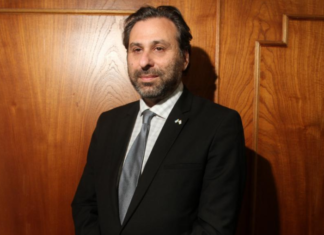 Alejandro Roisentul: “La vacuna salvará a la humanidad”