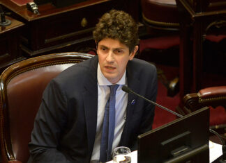 Martín Lousteau apuntó contra Javier Milei y aseguró que algunos legisladores “tienen miedo de decir la verdad”