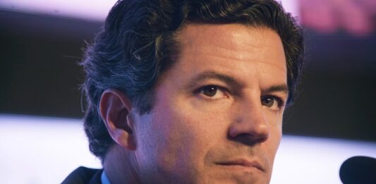Luciano Laspina: “Un presidente que quiera ir y asaltar el Banco Central va a tener que ir al Congreso”