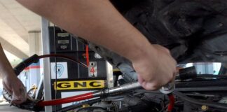 Un paro portuario afecta gravemente la provisión de gas