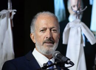 Jorge Knoblovits: “Tendríamos que proponerle a Briski hacer la entrega de premios en Gaza”