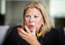 Elisa Carrió, en #ElPaseDeLas9: “La palabra del Presidente está terminada hace mucho”