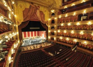 El Teatro Colón vuelve a abrir sus puertas tras 15 meses
