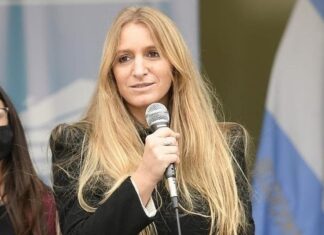 Florencia Carignano: “Las medidas que tomamos fueron para ganarle tiempo al ingreso de la variante Delta”