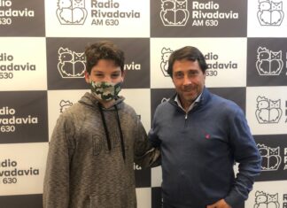 Santino, el niño de la lista viral, llegó a Buenos Aires y visitó a Eduardo en los estudios de Radio Rivadavia