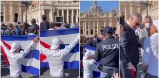 La policía del Vaticano le quitó la bandera a un cubano durante una misa del papa Francisco