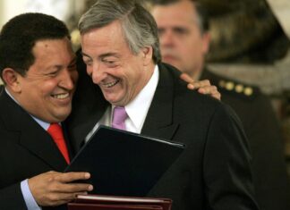 Álvaro Uribe: “El plan de Fidel Castro y Hugo Chávez fue preservar el socialismo en el Siglo XXI”