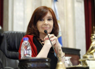Mientras 268 mil juicios de jubilados aguardan el pago de ANSeS, Cristina seguirá cobrando doble pensión