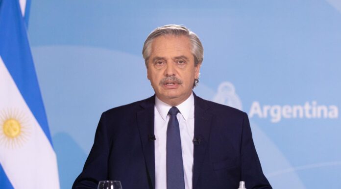 Según el Financial Times, “no hay futuro en la Argentina”
