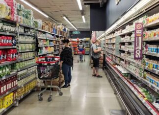 La queja del dueño de un supermercado: “Acá te cobran todo y los sueldos son del quinto mundo”