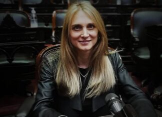 La diputada que se fue a Disney pidió disculpas: “Asumo mi responsabilidad”