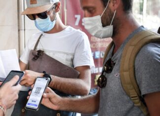 El súper green pass: de qué trata la nueva medida que quieren implementar en Italia
