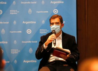 Pablo Chena: “La tarea de los cartoneros es un trabajo y hay que avanzar en un esquema de derechos”