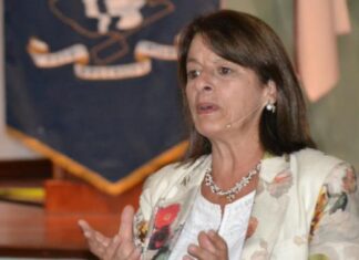 Paola Delbosco: “En un país que se empobrece, los chicos crecen con menos esperanzas”